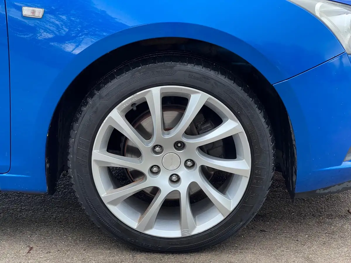 2012-chevrolet-cruze-20td-lt-20vcdi-hatchback-5d-big-10