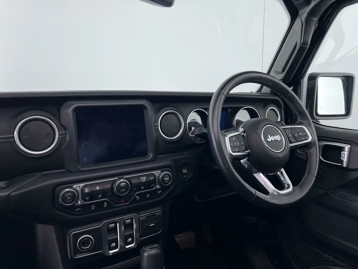2019-jeep-wrangler-22-multijet-ii-overland-hard-3d-big-21