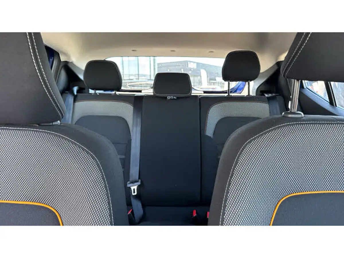 2022-dacia-sandero-stepway-10-tce-comfort-90bhp-big-14
