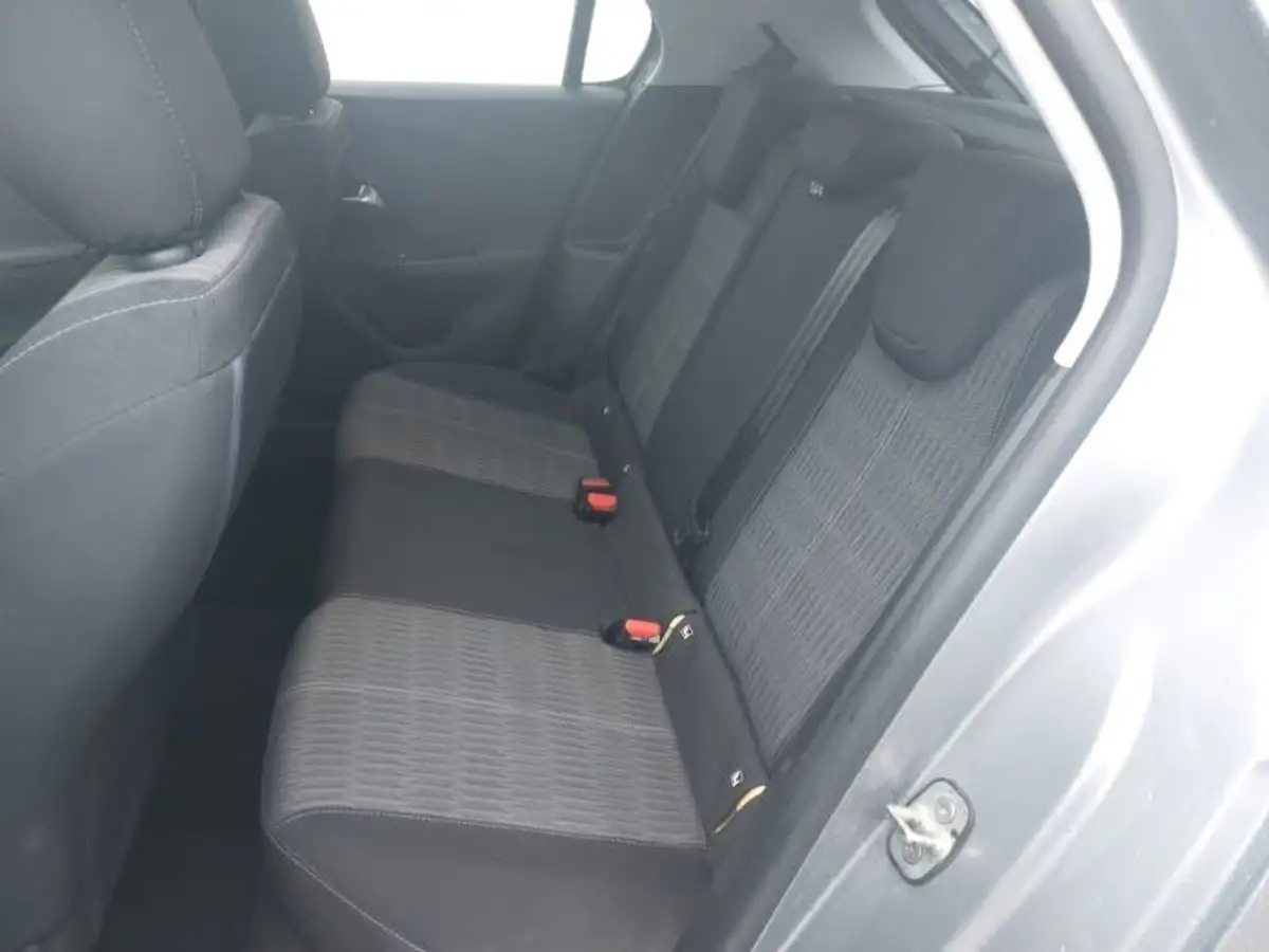 2021-vauxhall-corsa-12i-se-edition-big-5