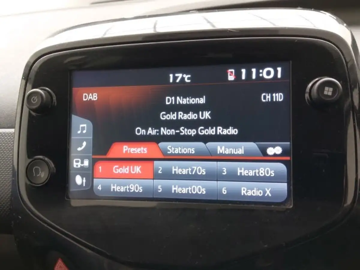 2019-citroen-c1-10-vti-flair-72ps-ss-3d-big-17
