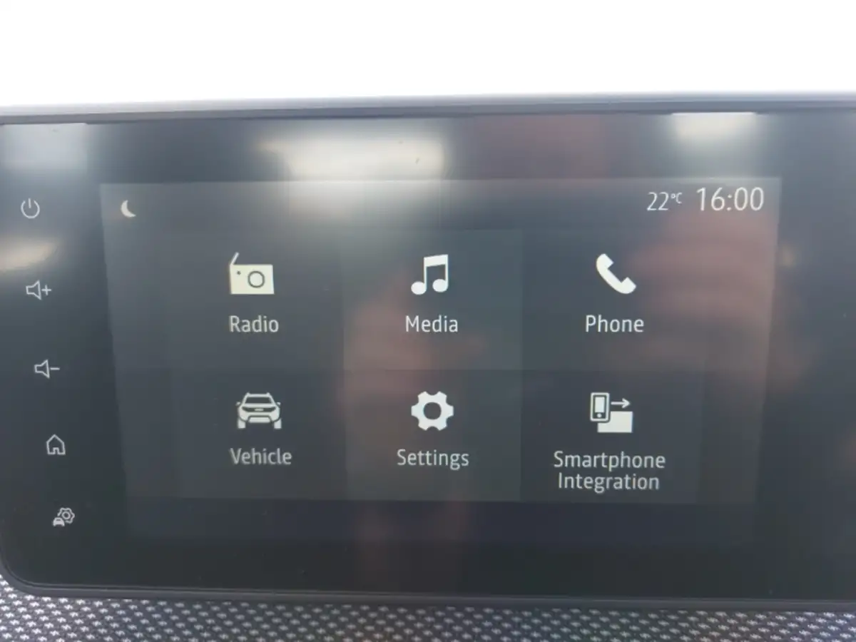 2022-mini-cooper-15-cooper-classic-hatchback-5d-big-9
