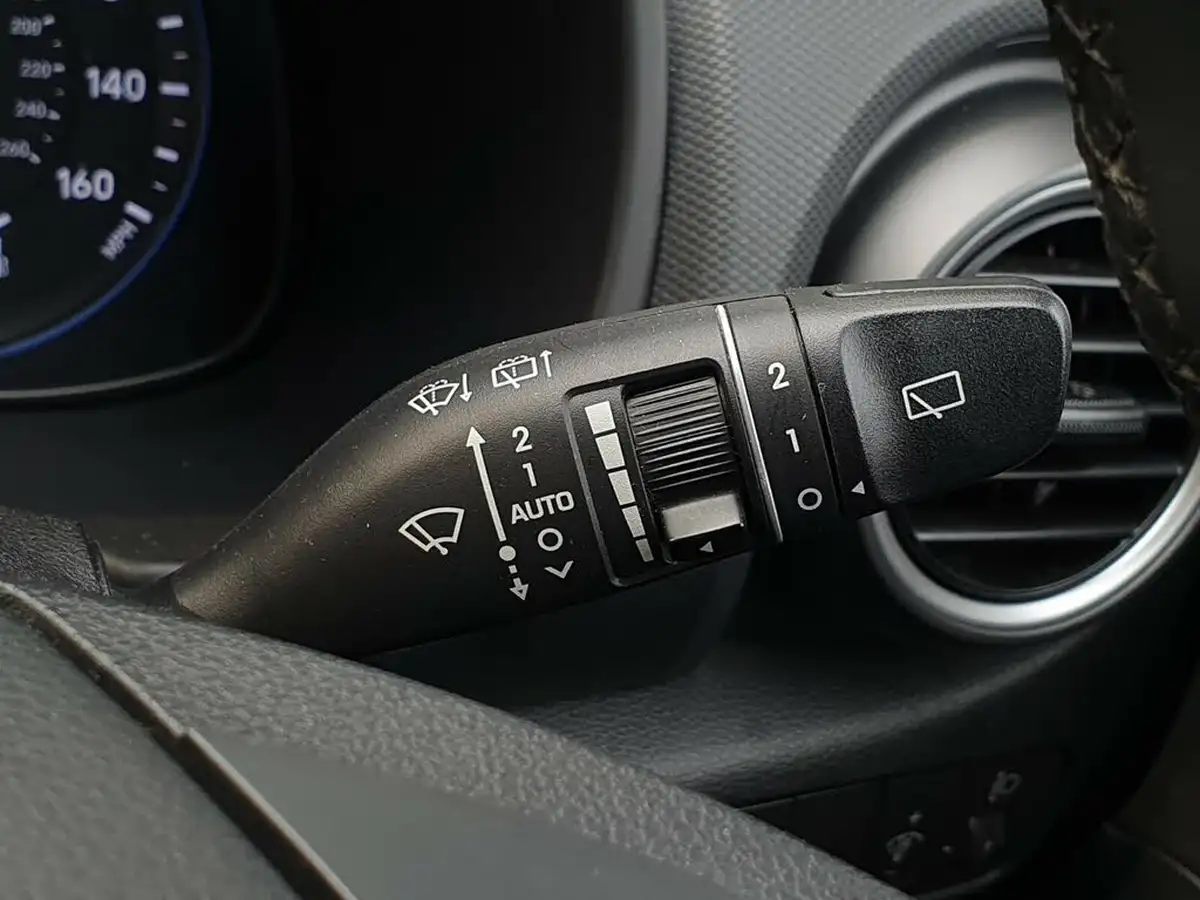 2019-hyundai-kona-10-t-gdi-premium-big-27