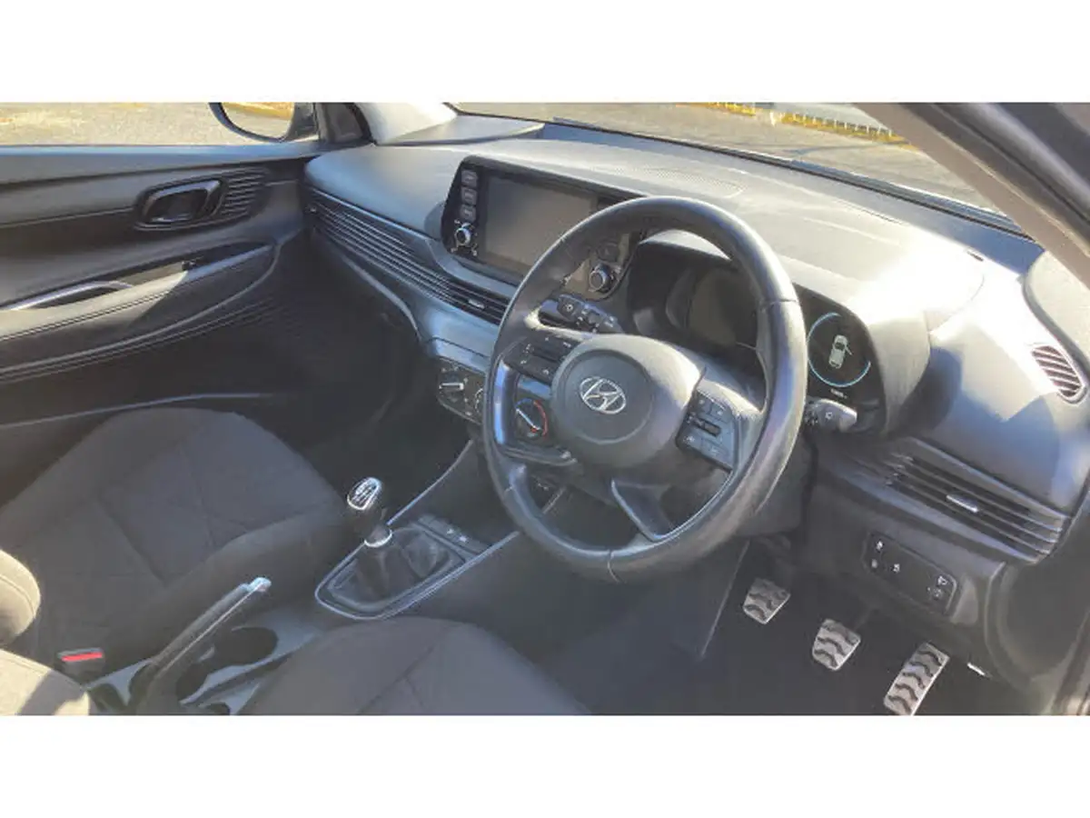 2022-hyundai-bayon-10-t-gdi-se-connect-big-10