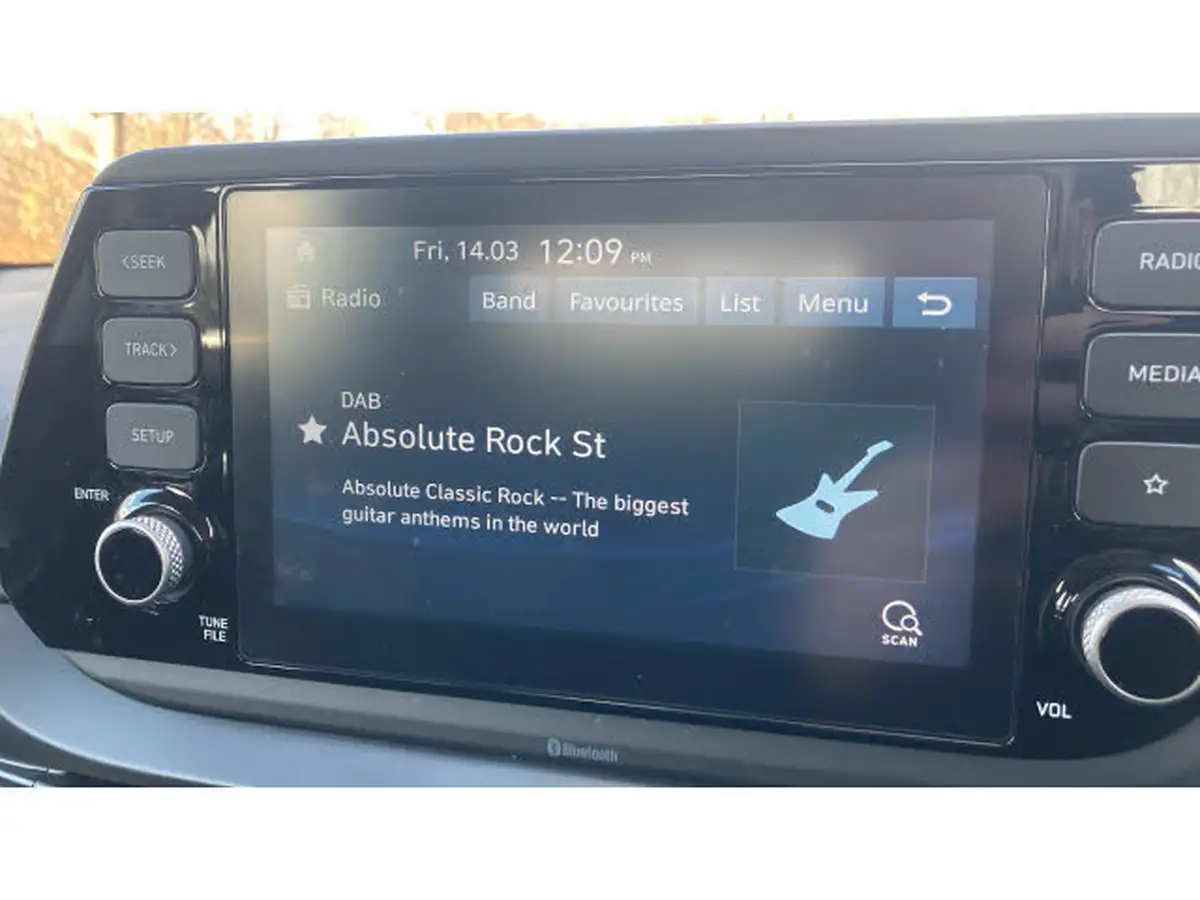 2022-hyundai-bayon-10-t-gdi-se-connect-big-38