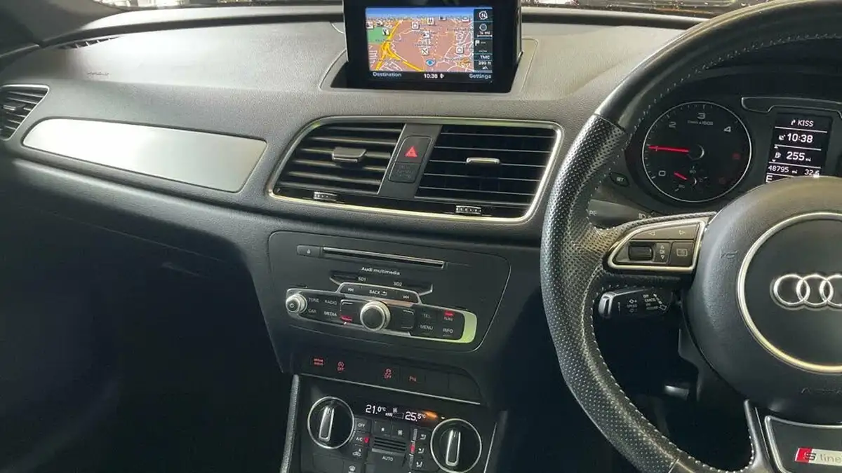 2017-audi-q3-20-tdi-s-line-edition-big-11