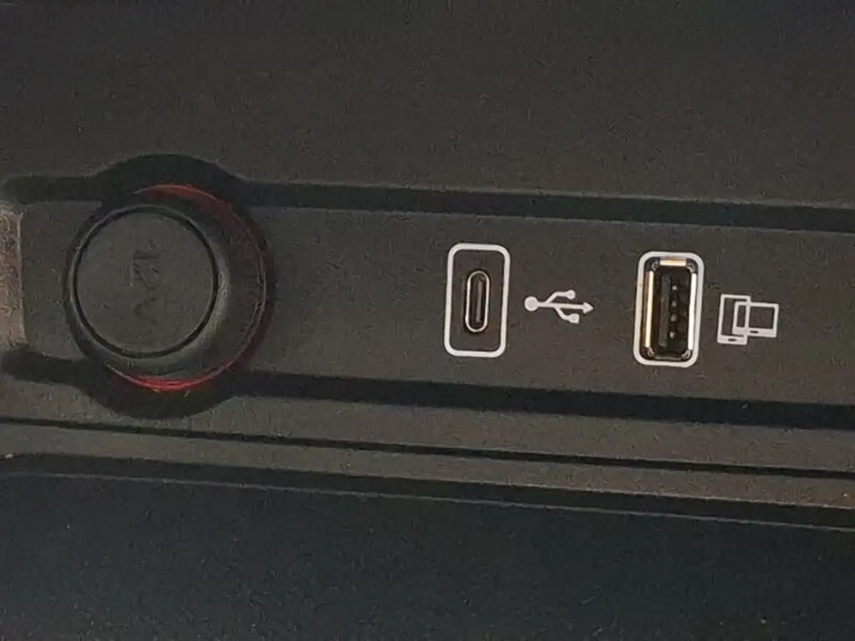 2024-mg-zs-suv-e-trophy-connect-ev-176ps-big-16