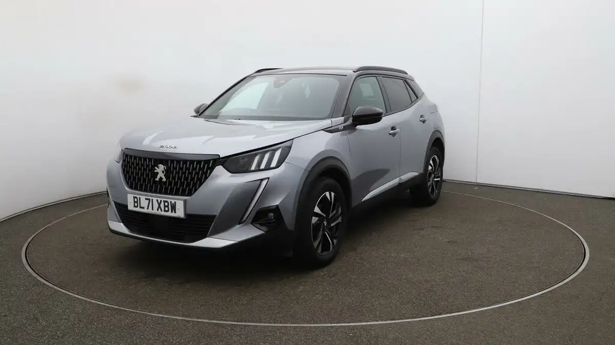 2022-peugeot-2008-suv-12-puretech-gt-big-30