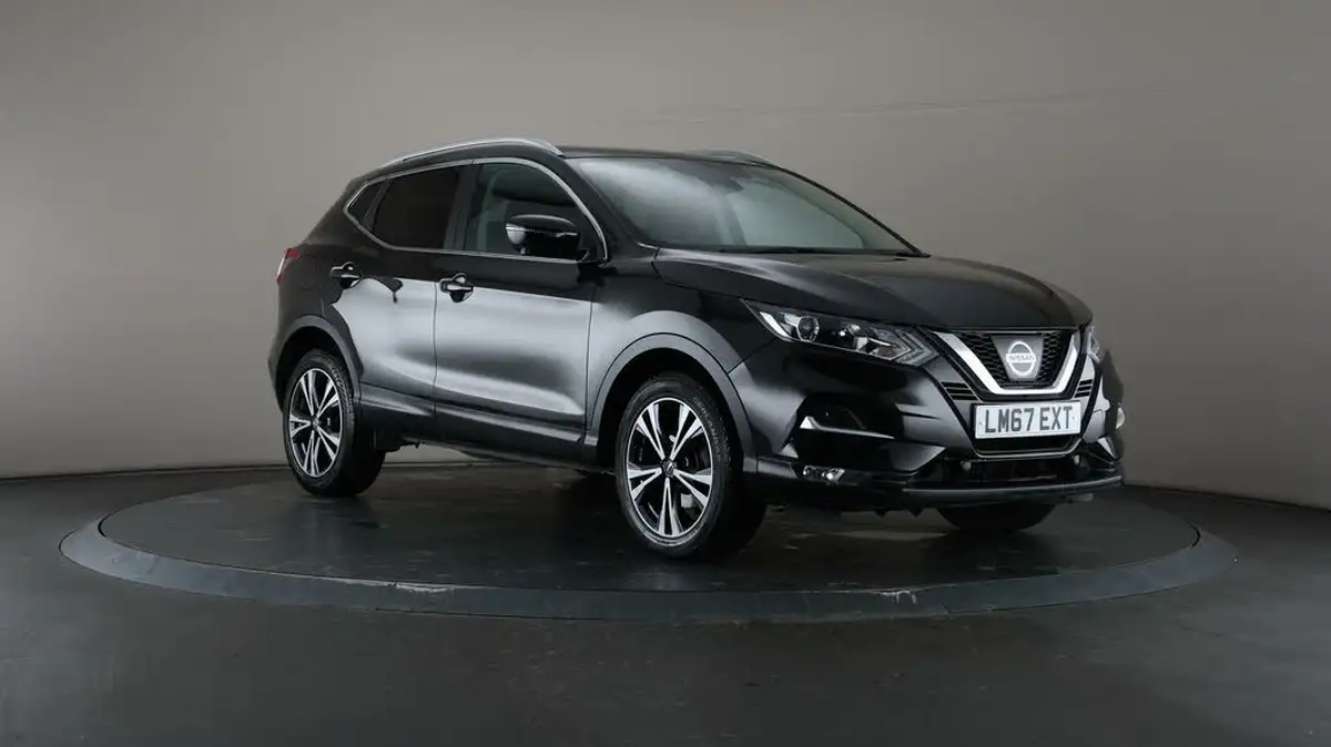 2017-nissan-qashqai-12-dig-t-n-connecta-big-0