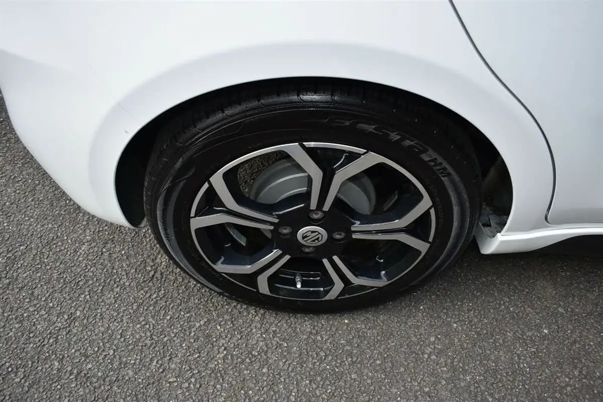 2024-mg-mg3-15-vti-tech-exclusive-nav-big-23