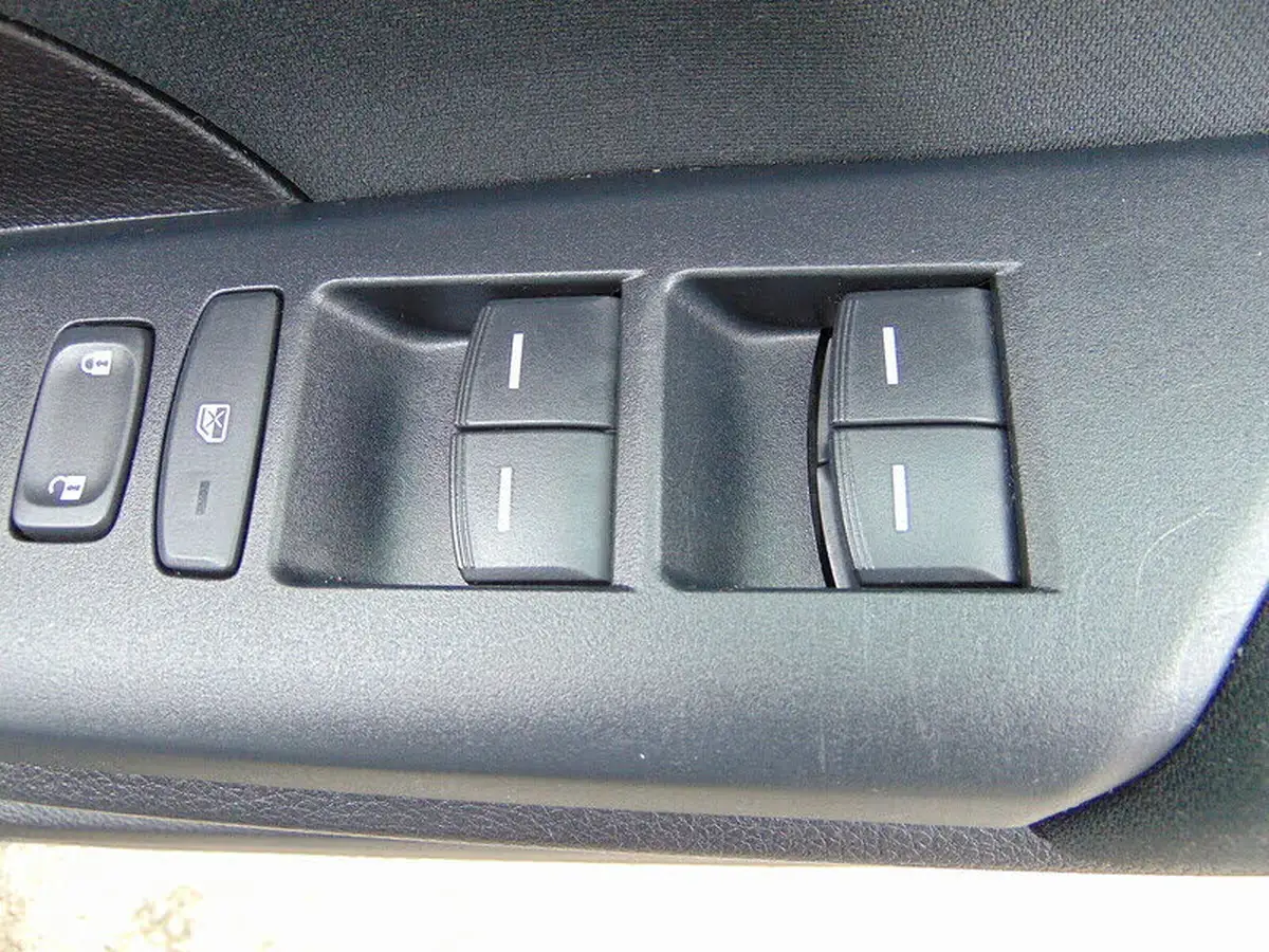 2020-honda-civic-16-i-dtec-sr-hatchback-5d-big-20