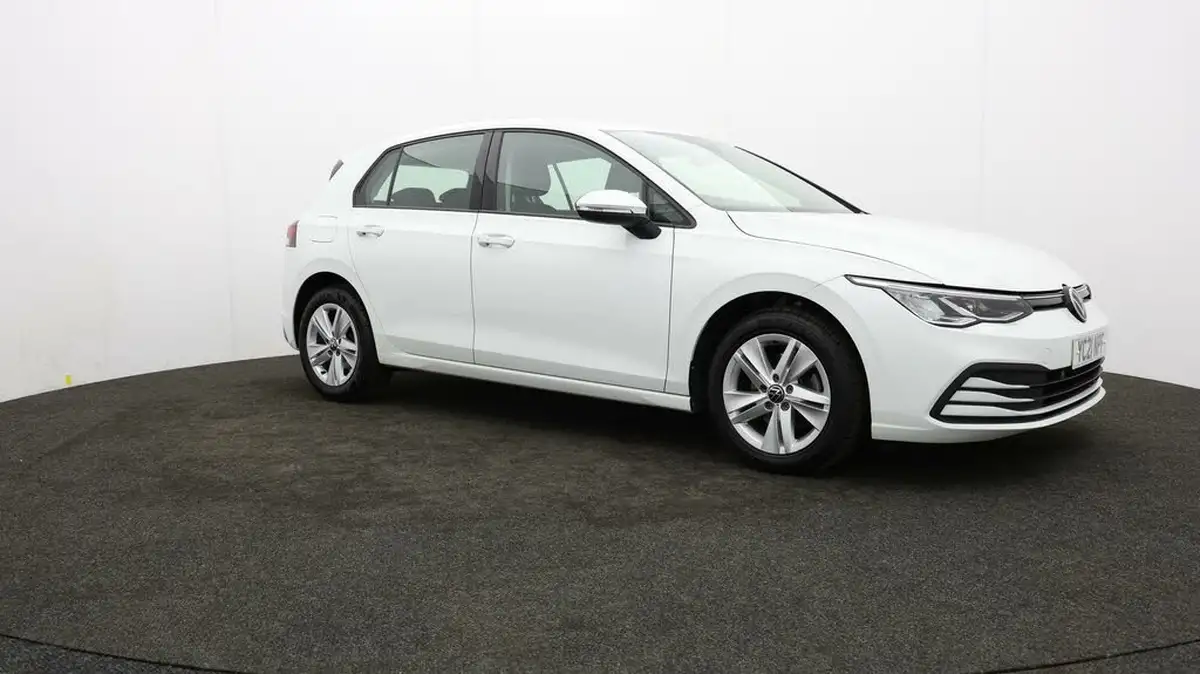 2021-volkswagen-golf-15-tsi-life-130ps-hatchback-big-37