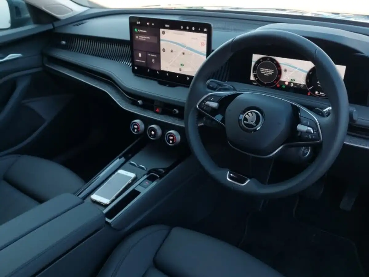 2024-skoda-superb-20tdi-se-l-150ps-scr-estate-dsg-big-11