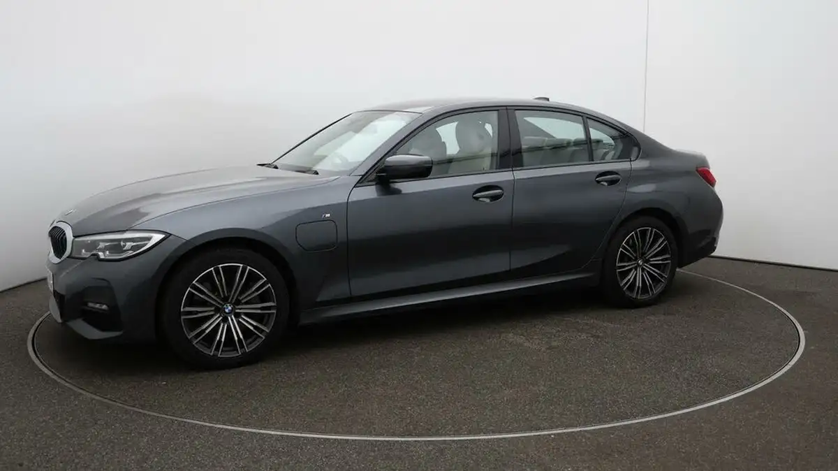 2020-bmw-3-series-20-330e-m-sport-saloon-4d-big-59