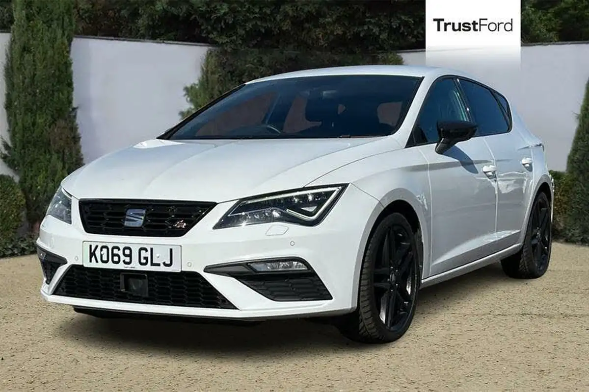 2020-seat-leon-15-tsi-evo-fr-black-edition-130ps-hatchback-big-4