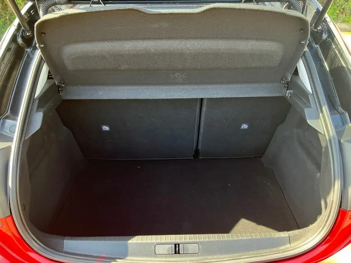 2022-vauxhall-corsa-e-elite-premium-big-19