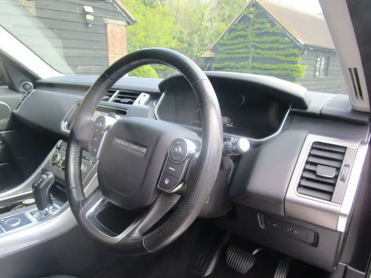 2016-land-rover-range-rover-sport-30-sd-v6-hse-30sd-306bhp-4wd-auto-big-10