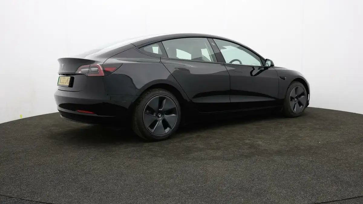 2021-tesla-model-3-e-standard-plus-big-27