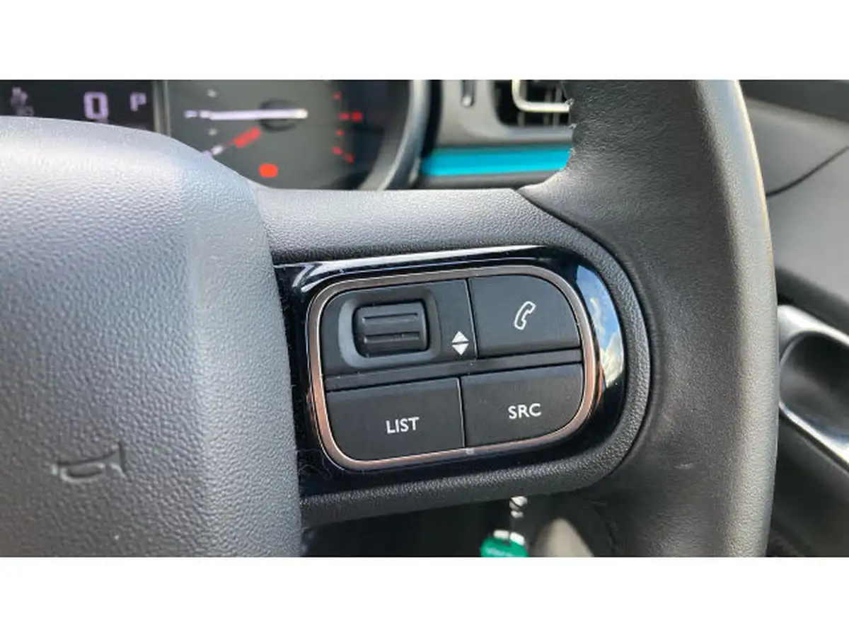 2022-citroen-c3-12-puretech-shine-plus-110ps-ss-eat6-big-29