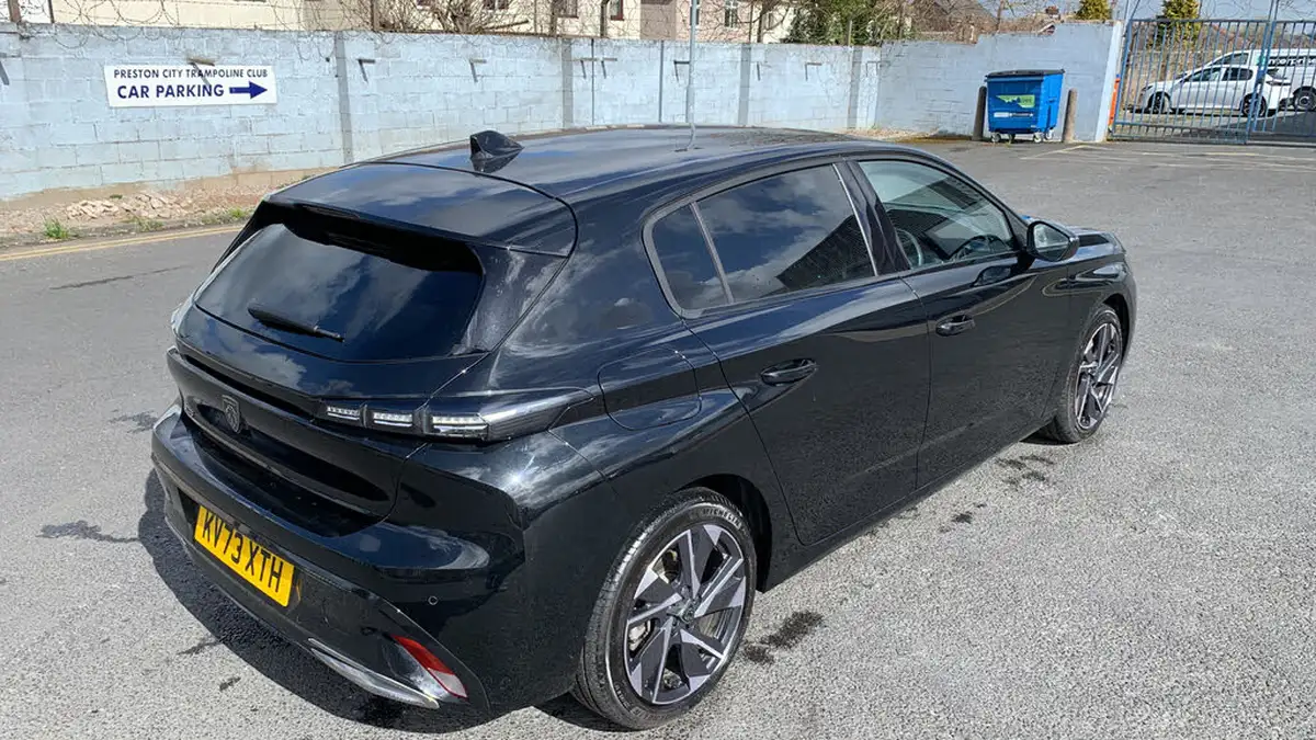 2023-peugeot-308-15-bluehdi-allure-premium-130ps-big-40