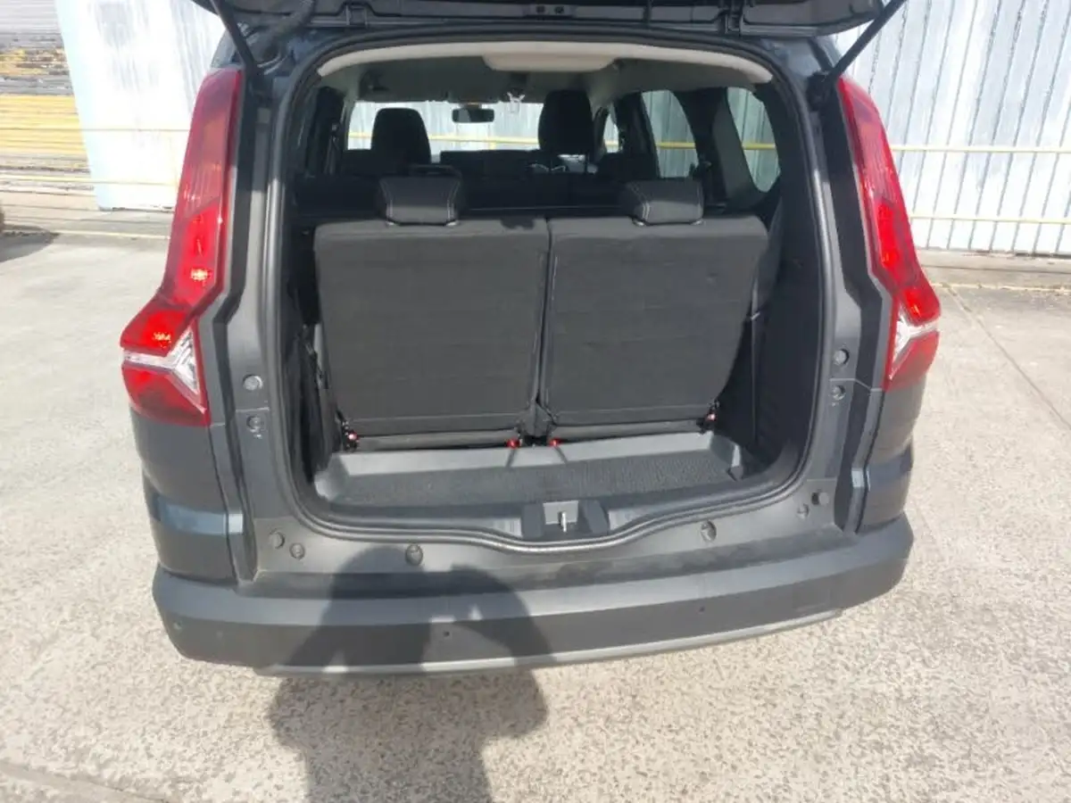 2023-dacia-jogger-10-tce-extreme-se-big-7