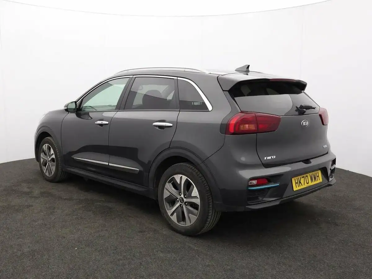 2021-kia-e-niro-ev-4-big-4