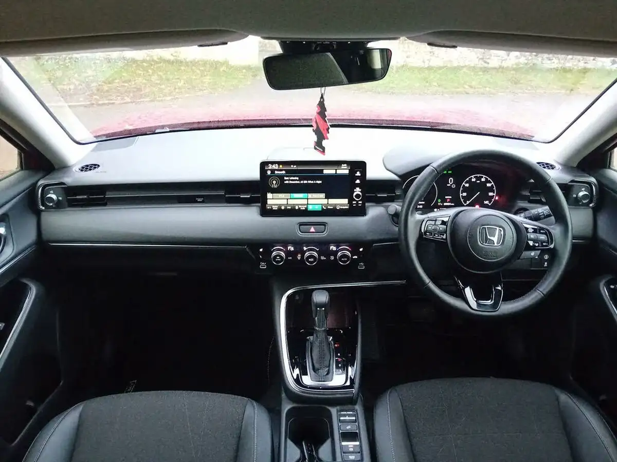 2022-honda-hr-v-15-i-mmd-advance-big-36