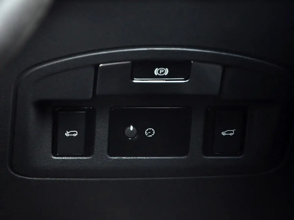 2021-jaguar-i-pace-ev400-hse-big-54