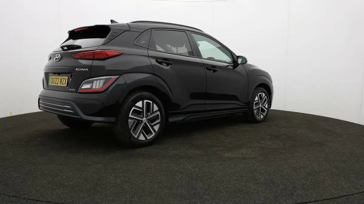 2022-hyundai-kona-e-premium-204ps-64kwh-7kw-obc-big-26