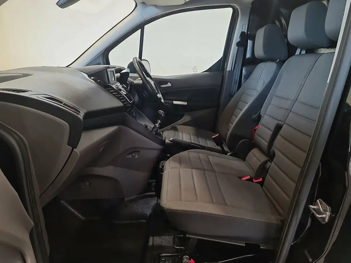2022-ford-transit-connect-big-21