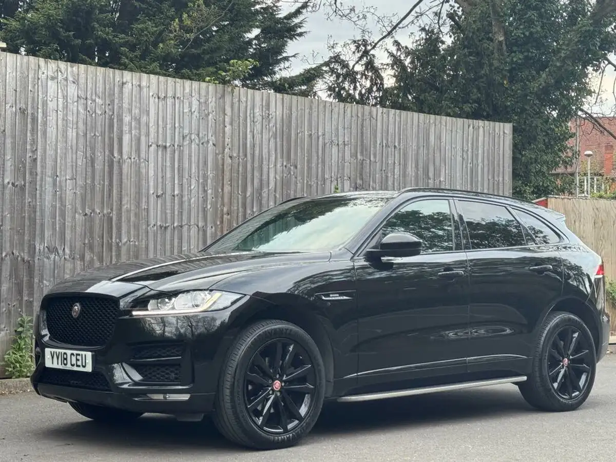 2018-jaguar-f-pace-20-i4d-r-sport-180ps-awd-auto-big-1