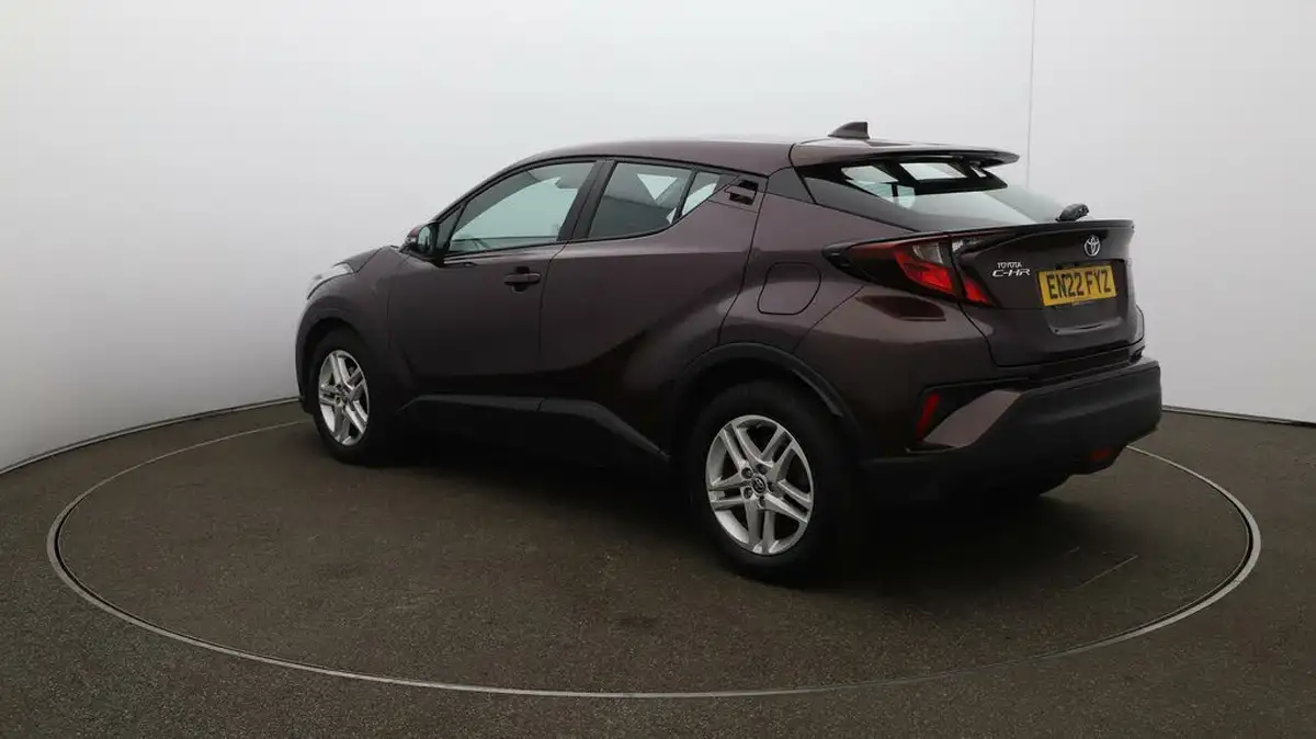 2022-toyota-c-hr-18-vvt-i-icon-big-5