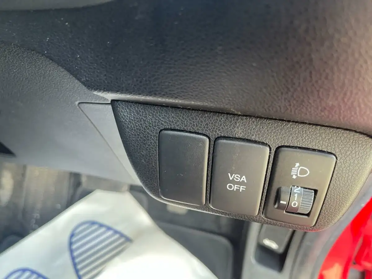 2010-honda-jazz-14-es-98bhp-semi-a-big-18