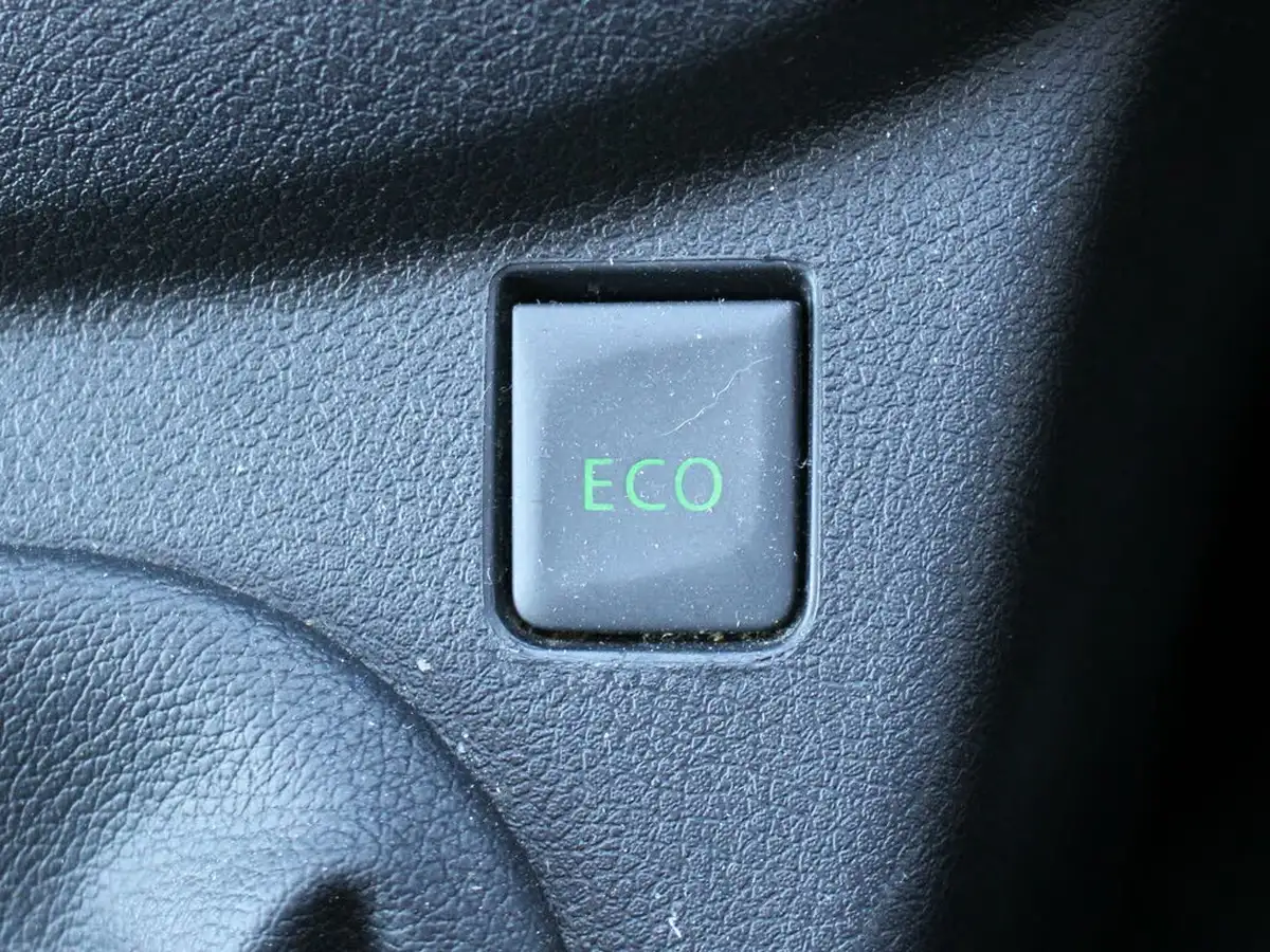 2021-renault-trafic-20dci-ll30-energy-120-business-panel-big-18