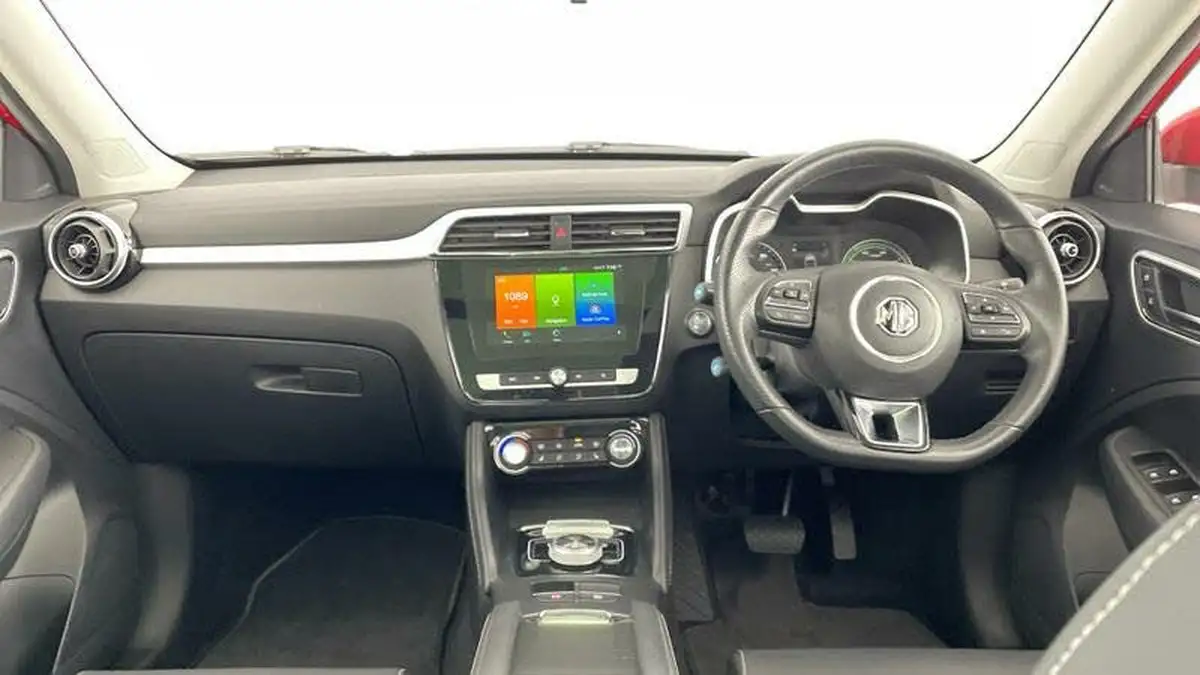 2020-mg-zs-suv-e-exclusive-ev-big-7
