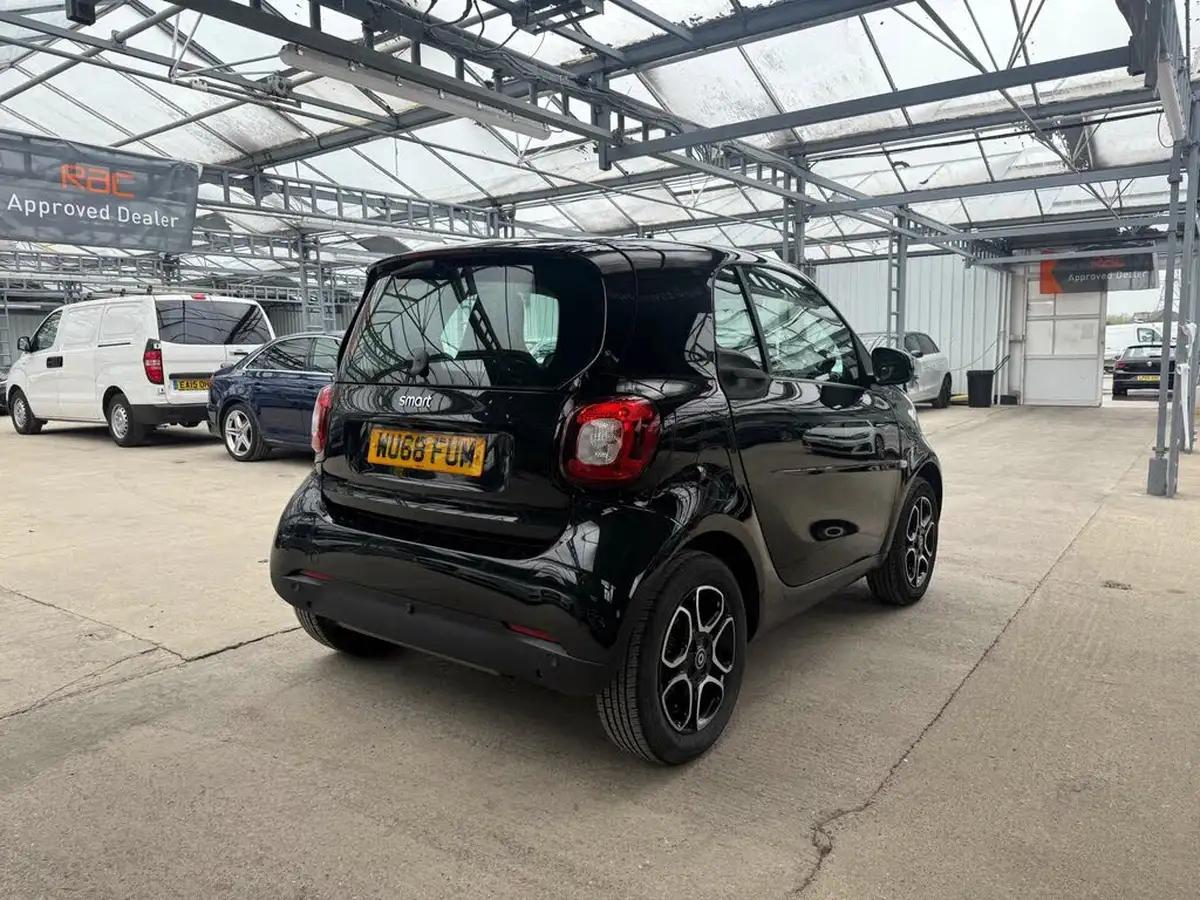 2018-smart-fortwo-09-prime-premium-coupe-twinamic-big-5