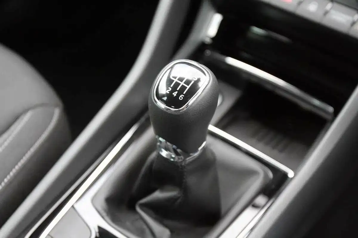 2024-skoda-karoq-10-tsi-se-drive-116ps-big-13