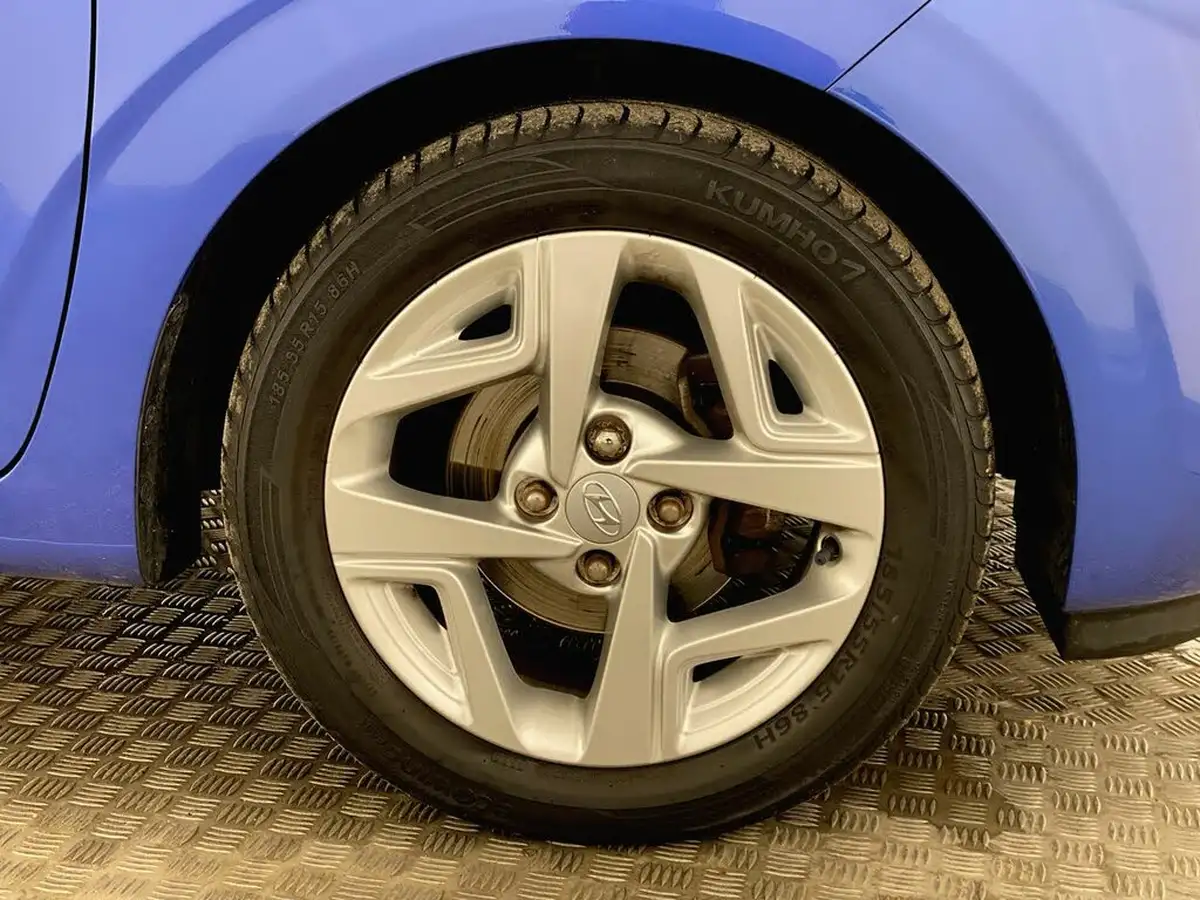 2021-hyundai-i10-10-se-connect-big-8