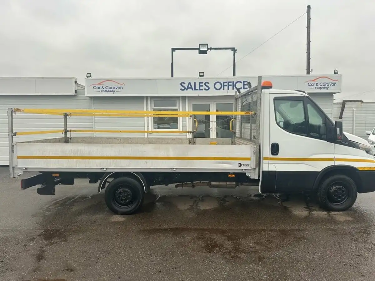 2021-iveco-daily-s-class-23td-35s14-3450-eu6-chassis-cab-hi-matic-big-38
