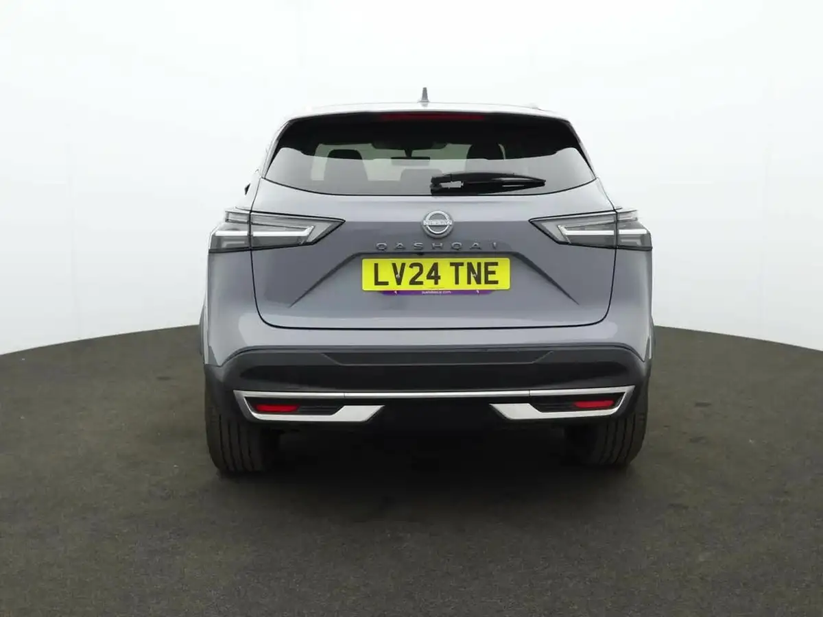 2024-nissan-qashqai-13-dig-t-n-connecta-140ps-mild-hybrid-big-2