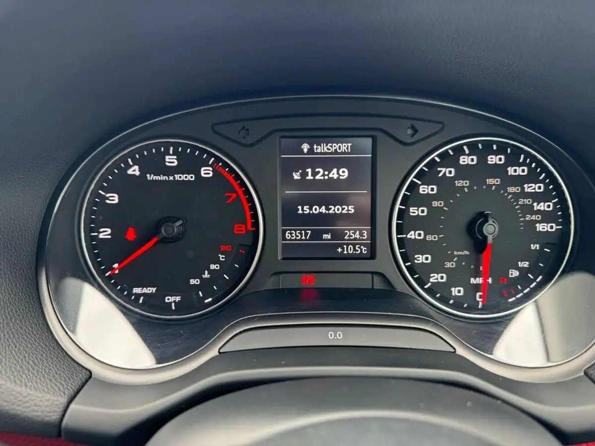 2019-audi-q2-10-30-tfsi-sport-big-37