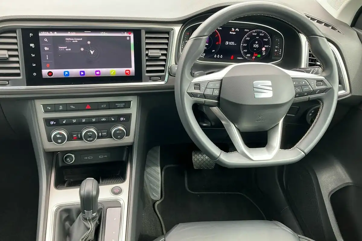 2024-seat-ateca-15-ecotsi-xperience-lux-dsg-big-8