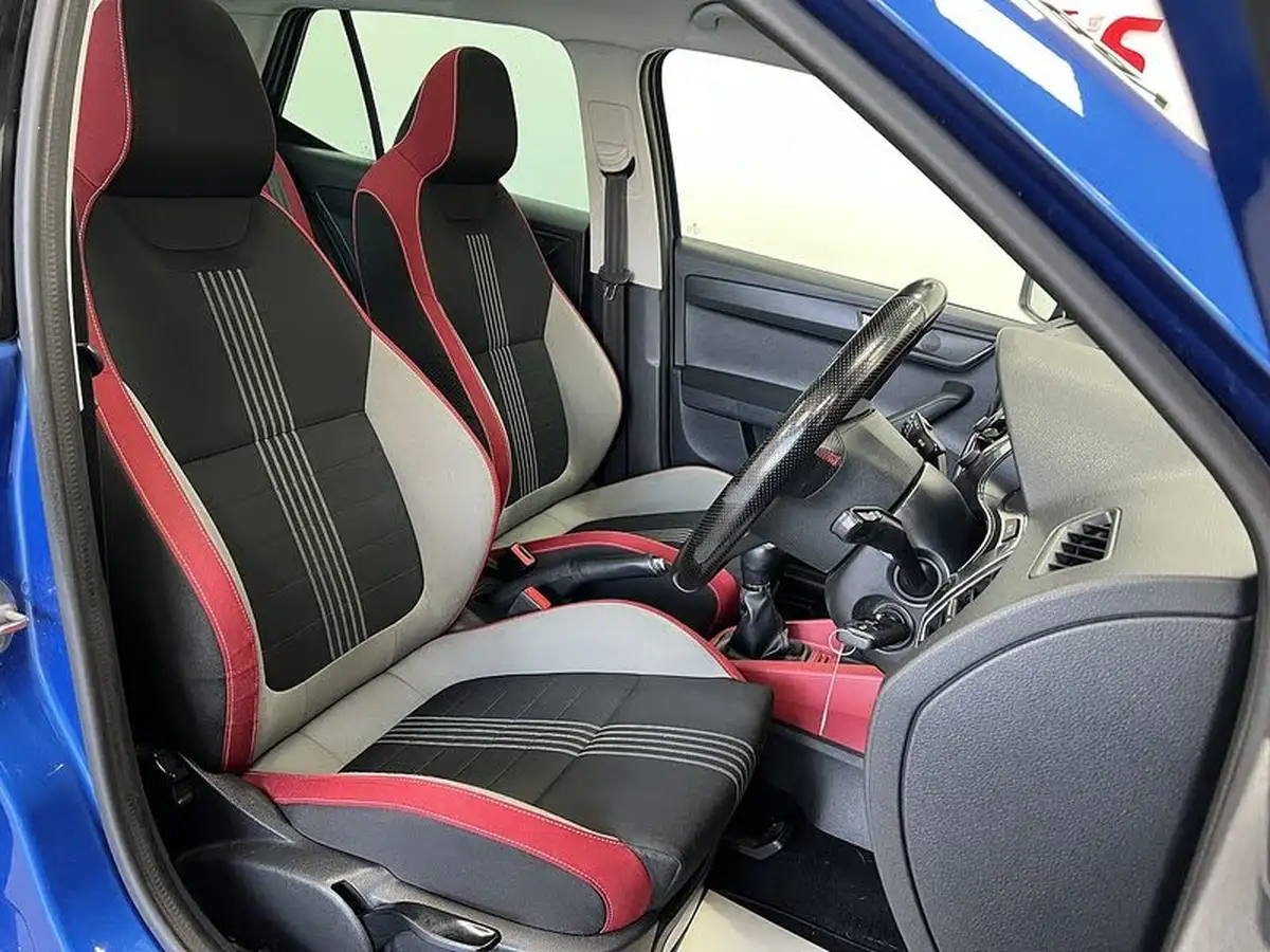 2015-skoda-fabia-12-tsi-monte-carlo-90ps-hatchback-big-8