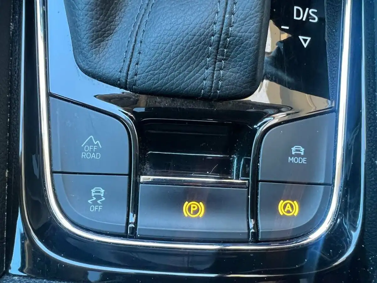 2019-skoda-karoq-15-tsi-edition-4x4-dsg-big-39