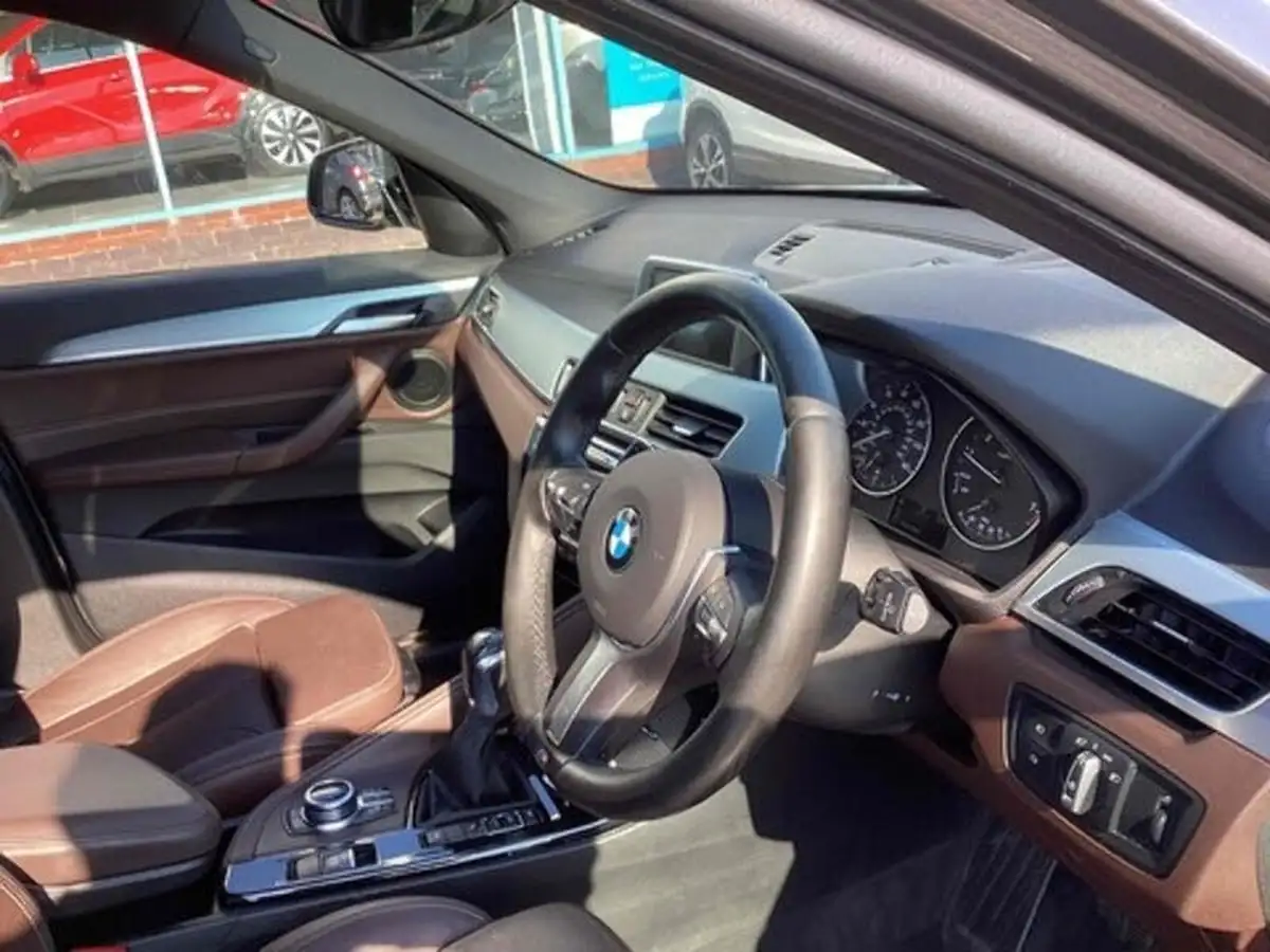 2017-bmw-x1-20-xdrive20i-m-sport-big-5