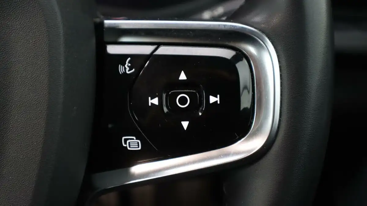 2022-polestar-polestar-2-e-ps2-165kw-standard-single-hatchback-big-22