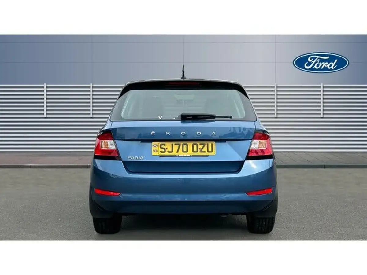 2020-skoda-fabia-10-tsi-colour-edition-big-5