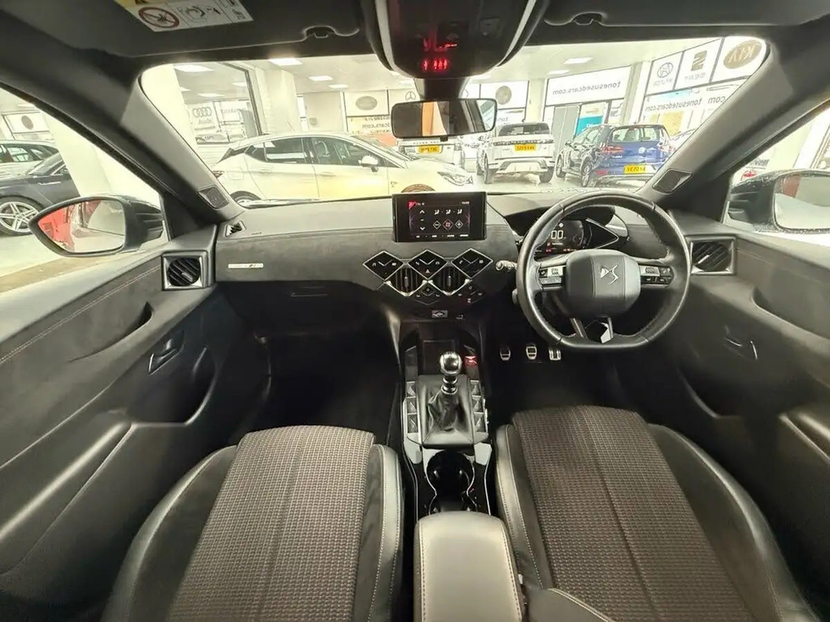 2019-ds-ds-3-crossback-12-puretech-performance-line-100ps-big-8