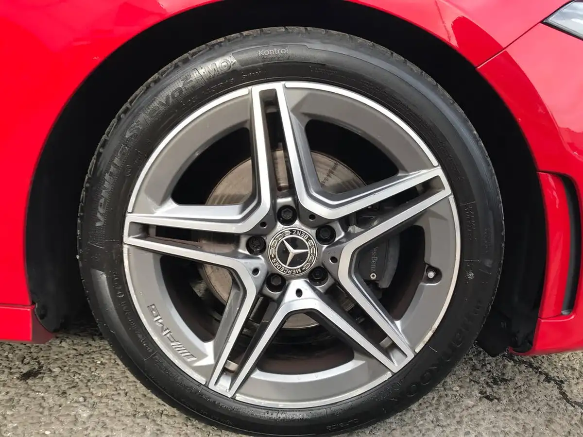 2019-mercedes-benz-a-class-15d-a180d-amg-line-executive-hatchback-5d-7g-dct-big-11