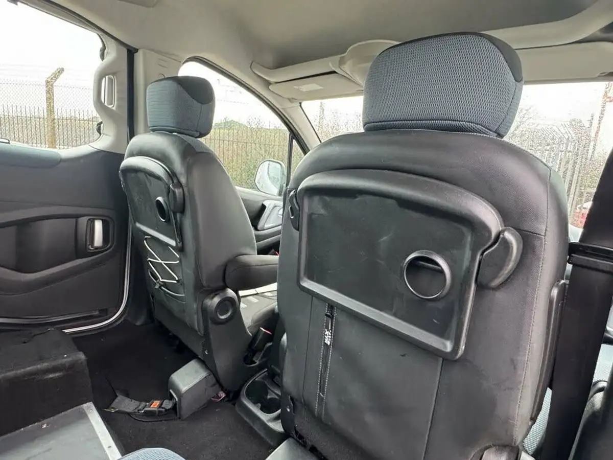 2011-citroen-berlingo-16td-xtr-90ps-big-19